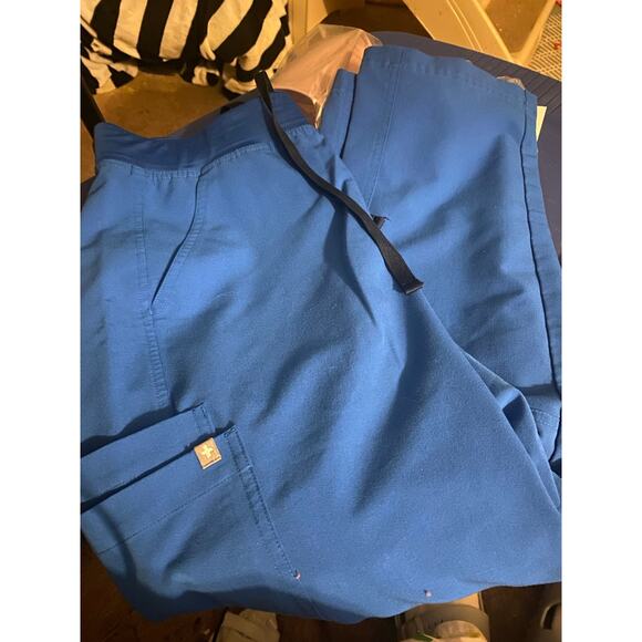 Figs Kade cargo scub pants in royal blue size medium /small - Picture 1 of 4